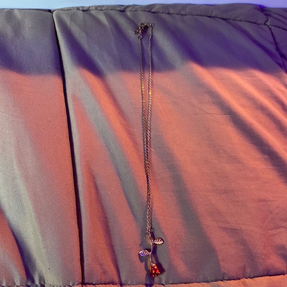 rose necklace